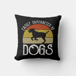 Coussin Facilement Distrait Par Les Chiens