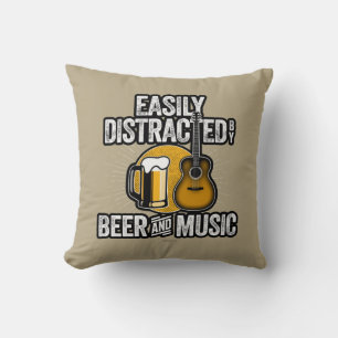 Coussin Facilement distrait par l'oreiller à lancer de biè