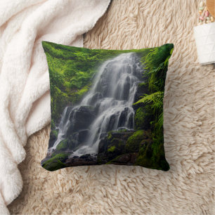 Coussin Fairy Falls   Gorge de la rivière Colombia Oregon.
