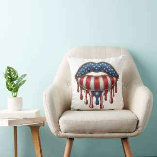 Coussin Faux Broderie Or Patriote Lèvres