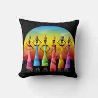 Femmes africaines avec poterie sur la tête