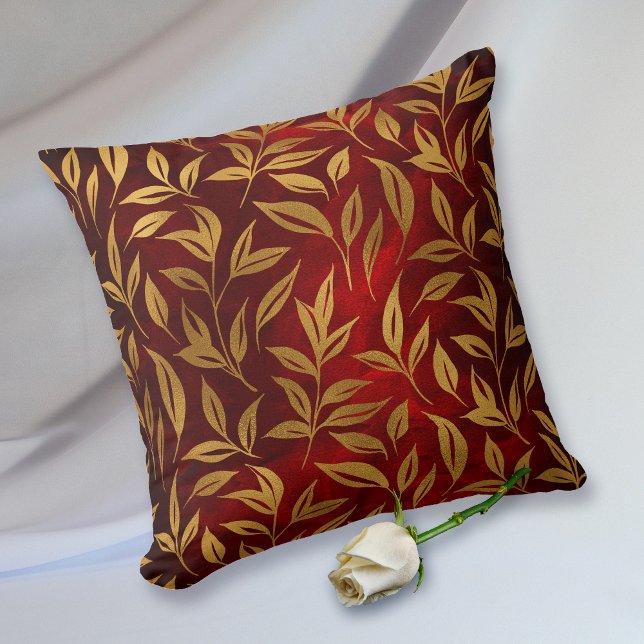 Coussin Feuilles d'or sur la Bourgogne Red Glow (Créateur téléchargé)