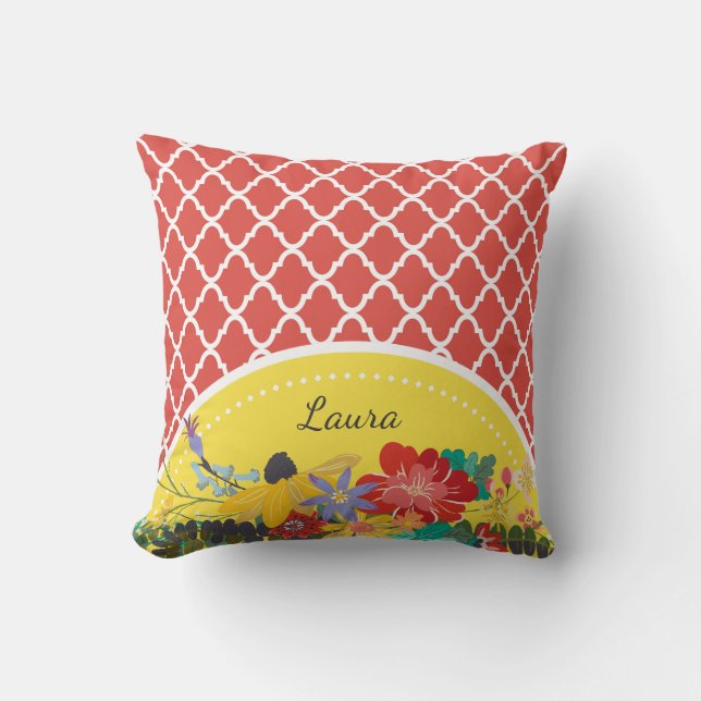 Coussin Fiesta Rouge Floral Quatrefoil d'été avec nom (Recto)