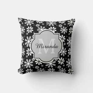 Coussin Fille Monogramme Noir Blanc Fleurs Faisées Avec No