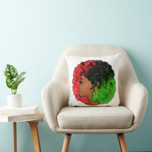 Coussin Fille noire panafricaine femme rouge vert fierté a
