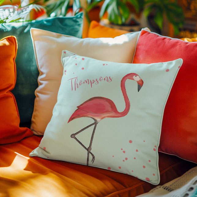 Coussin Flamant rose rose Tropical personnalisé (Pink flamingo and light blue custom throw pillow)