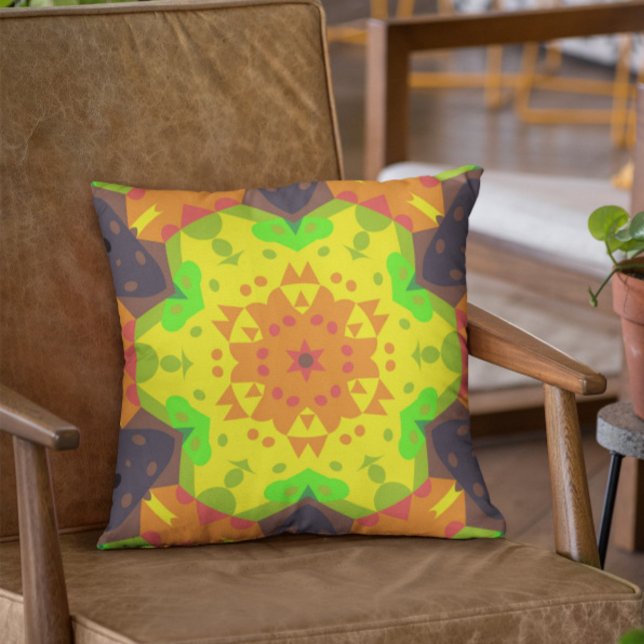 Coussin Fleur de Mandala rétro orange jaune et vert (Créateur téléchargé)