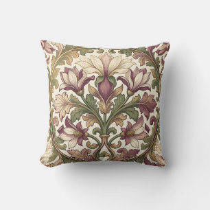 Coussin Fleur de style victorien ornée de couleur pourpre 
