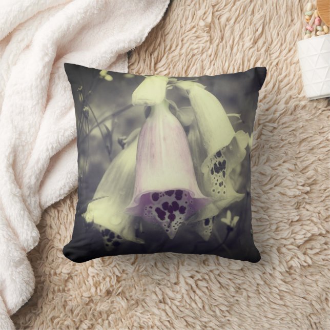 Coussin Fleur Foxglove Rose Noir Et Blanc Couleur Partiell (Couverture)