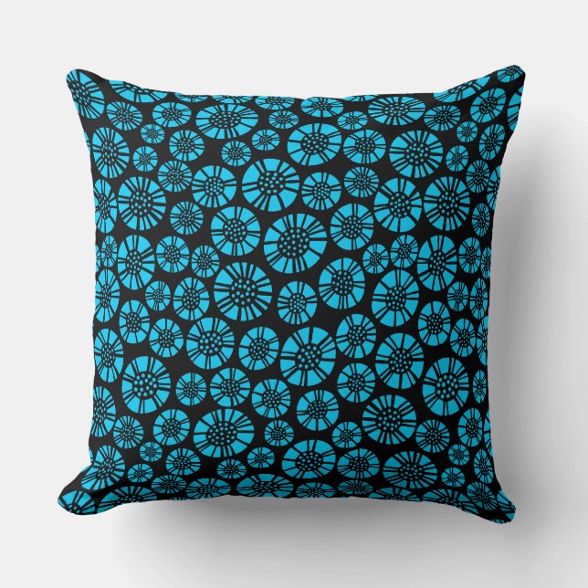 Coussin Fleurs Abstraites 031023 - Ciel bleu sur noir (Recto)