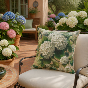 Coussin Fleurs blanches d'hortensia et feuilles vertes 