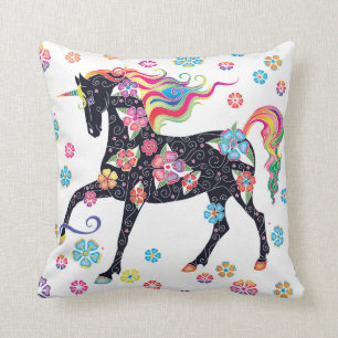 Coussin Fleurs bleu-foncé d'arc-en-ciel de licorne