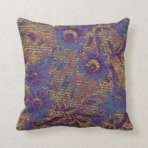 Coussin Fleurs bleues contre le motif de camouflage de