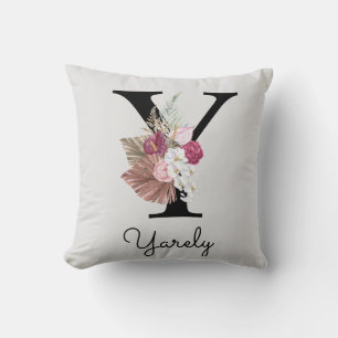 Coussin Fleurs bohèmes rose personnalisées avec l'initiale