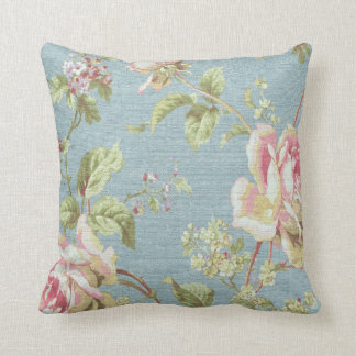 Coussin Fleurs Coussin-Roses de jet floral vintage sur le