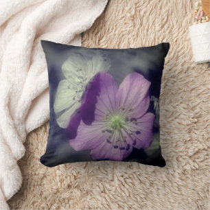Coussin Fleurs de géranium violet pâle