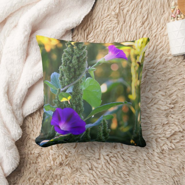 Coussin Fleurs de gloire violet sauvage du matin (Couverture)