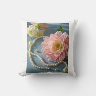 Coussin Fleurs élégantes et perles