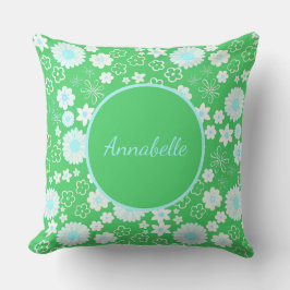 Coussin Fleurs en vert motif floral personnalisé nommé