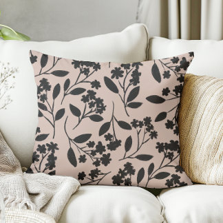 Coussin Fleurs florales noires élégantes sur rose poussiér