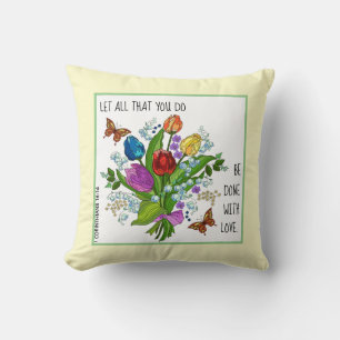 Coussin Fleurs peintes avec Verse de 1 Corinthiens 16:14