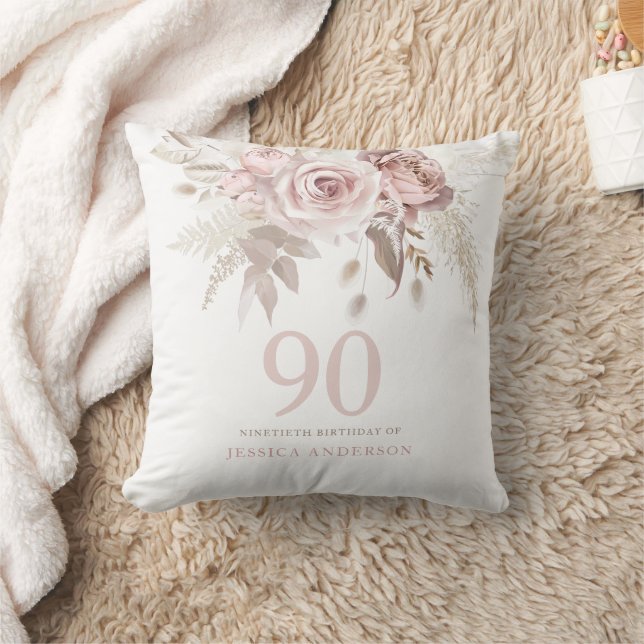 Coussin Fleurs roses roses blanches 90e anniversaire cadea (Couverture)
