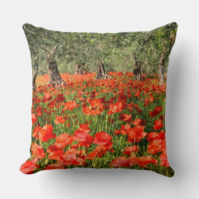 Coussin Fleurs rouges de pavot sous de vieux oliviers (Recto)