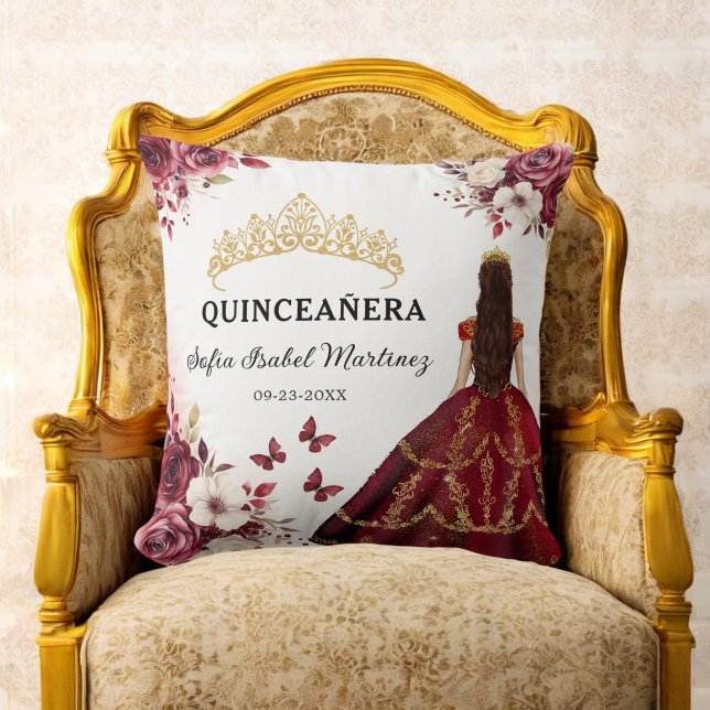 Coussin Floral Bourgogne Princesse Quinceanera Anniversair (Créateur téléchargé)
