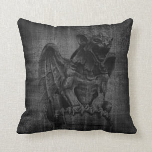 Coussin foncé gothique ou de Halloween