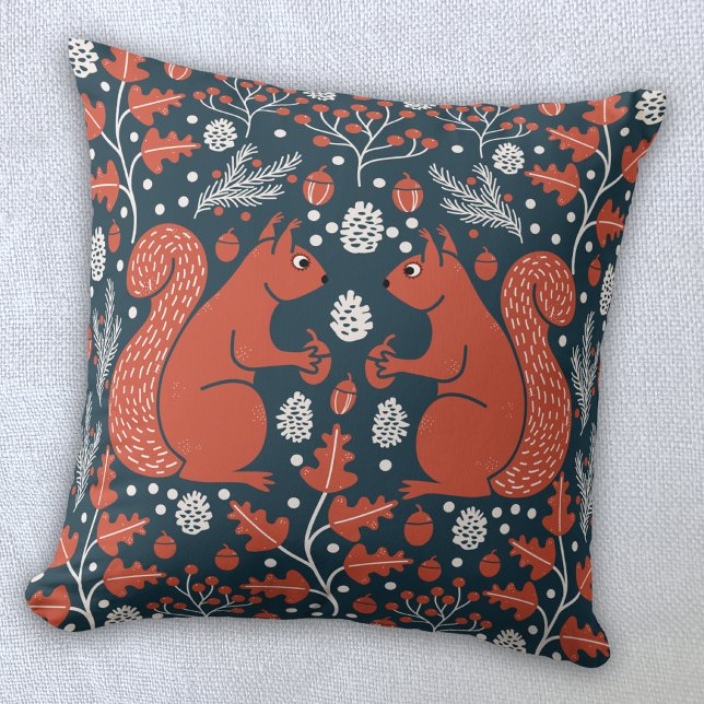 Coussin Forêt de bois de cerf (Squirrel woodland forest art throw pillow)