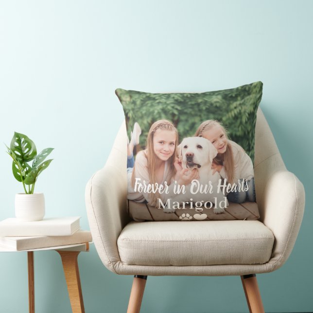 Coussin Forever in Our Hearts Pet Dog Photo Memorial (Chaise)