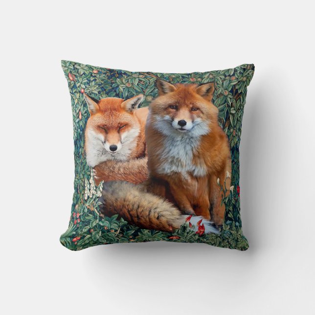 COUSSIN FOXES ROUGES PARMI LA VERDURE, LE FOLIAGE ET LES F (Recto)