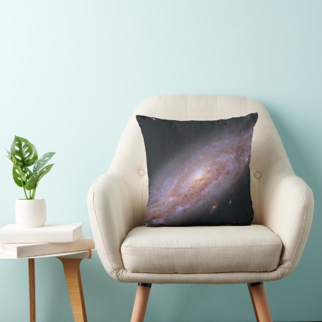 Coussin Galaxie Spirale Ngc 3972. (Chaise)