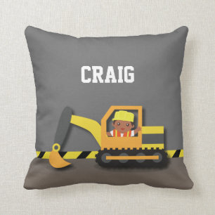 Coussin Garçon Afro-Américain Construction Excavatrice