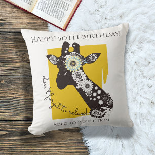 Coussin Girafe funky cool jaune blanc et noir pour anniver