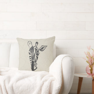 Coussin Giraffe – Stylish Throw Pillow