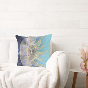 Coussin Gold Moon Sun Mandala Celestial Design
