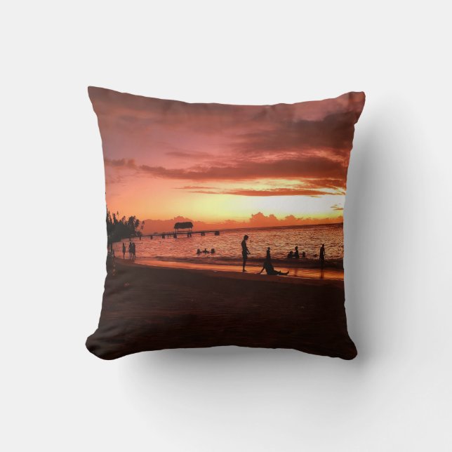Coussin Golden Ember Sunset - Caribbean Beach Glow (Recto)