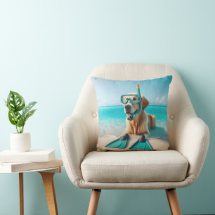 Coussin Golden Retriever portant tuba et palmes