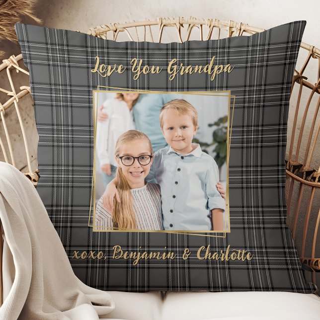 Coussin Grandpa Personnalisé Gris Plaid Personnalisé Gold  (Créateur téléchargé)