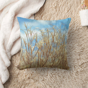 Coussin Grassy Nature avec un ciel bleu coton