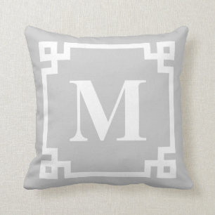 Coussin Gris et blanc Moderne grecque Key Monogramme de bo