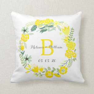 Coussin Guirlande florale personnalisée épousant le