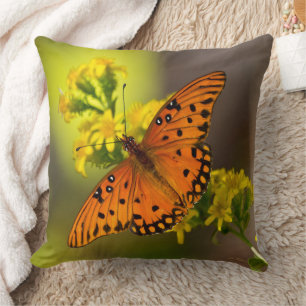Coussin Gulf Fritillary alias Papillon de la Passion sur V