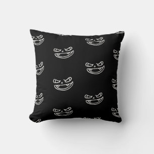 Coussin Halloween Jack-o'-lantern noir et blanc en colère