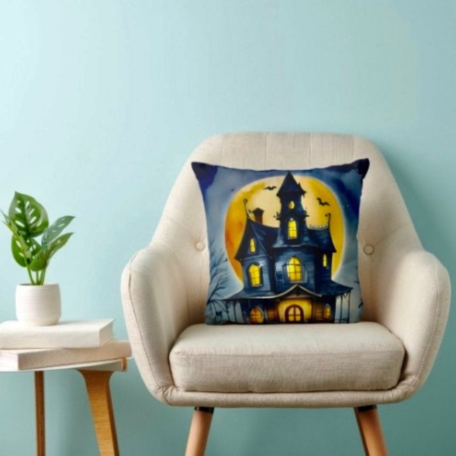 Coussin Haunted Hollow & Lune  (Throw Pillow 100% polyester heavyweight stretch material. Hidden zipper Made in the USA.
)