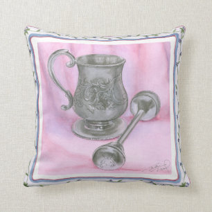 Coussin Heirloom Cup & Rattle sur Arrière - plan pourpre