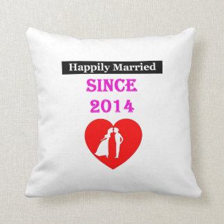 Coussin Heureusement marié depuis 2014