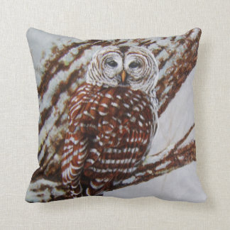 Coussin Hibou barré en bois de Milou