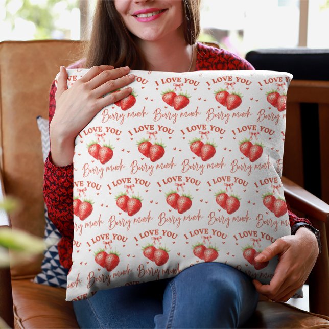 Coussin 'I Love You Berry Many' La Saint-Valentin aux frai ('I Love You Berry Much' Red Strawberry Valentine's Throw Pillow)